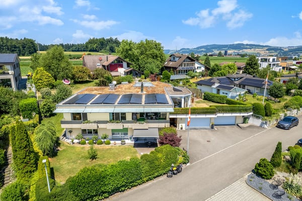 10.5-Zimmer-Landhaus mit Einliegerwohnung und Weitsicht 4