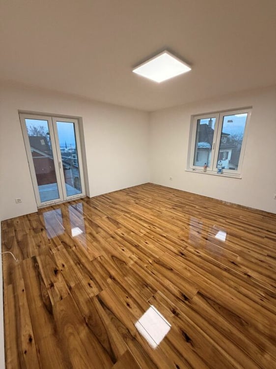 Einziehen und wohlfühlen - Kernsaniertes MFH mit Seesicht 3