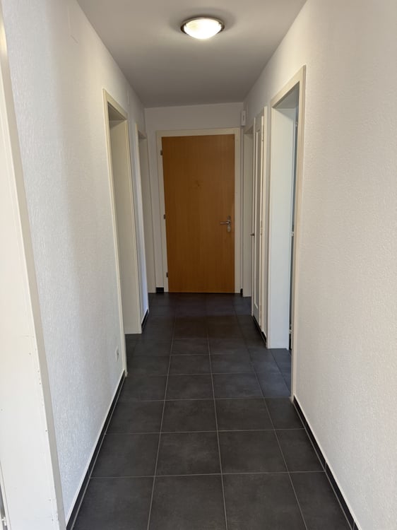 4-Zimmer-Wohnung mit Balkon in ruhiger Lage 5