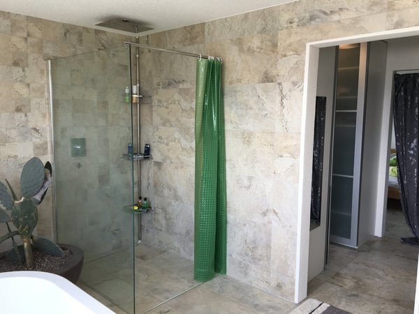 Modernes 2-Zimmer-Einfamilienhaus mit Pool und Solartechnik in Tafers 6