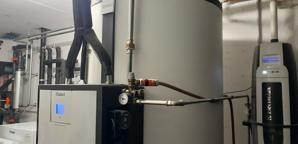 Modernes 2-Zimmer-Einfamilienhaus mit Pool und Solartechnik in Tafers 13