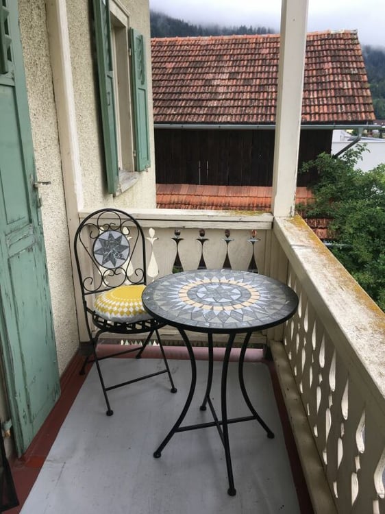 3.5-Zimmer-Wohnung mit atemberaubender Aussicht in Cazis 7