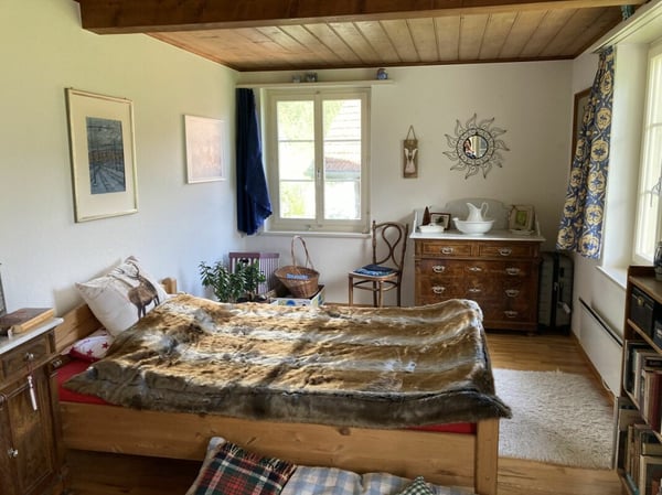 3.5-Zimmer-Wohnung mit atemberaubender Aussicht in Cazis 6
