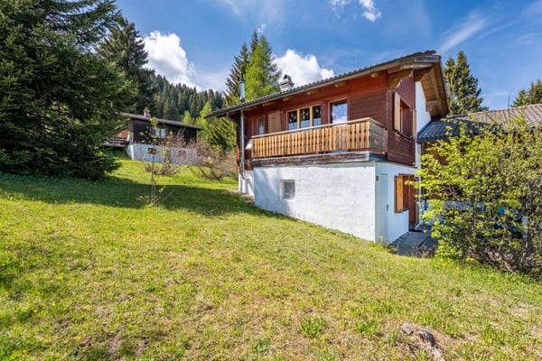 Brambrüesch: 3.5 Zimmer Ferienhaus für Ihre Auszeit in den Bergen 2