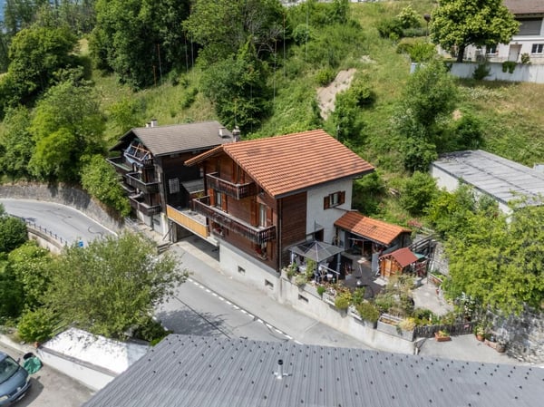 6.5-Zimmer-Einfamilienhaus mit vielseitigen Möglichkeiten 13
