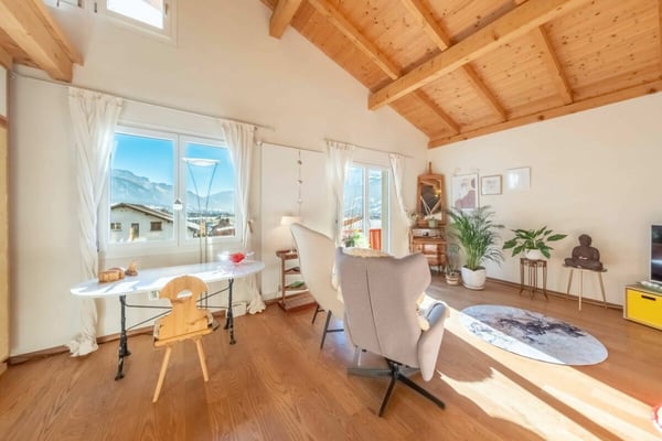 Einzigartiges 5.5- bis 6.5-Zimmer-Einfamilienhaus in Malans BEFRISTET 2