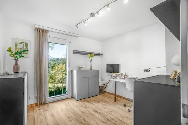 Bonaduz: Helle 5.5-Zimmer-Wohnung mit grossem Balkon, Lift und eigenem Hobbyraum 7