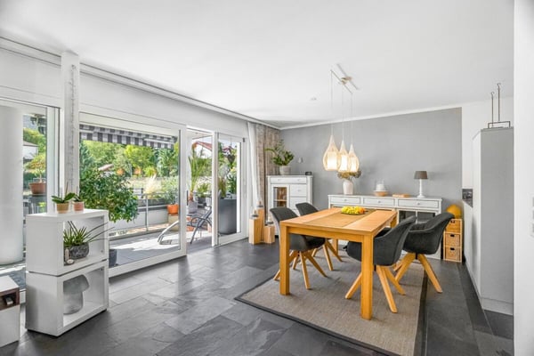 Bonaduz: Helle 5.5-Zimmer-Wohnung mit grossem Balkon, Lift und eigenem Hobbyraum 3