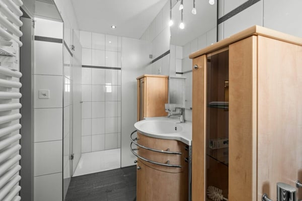 Wohnen auf Zeit: Charmante 3-Zimmer-Wohnung in Bonaduz 8