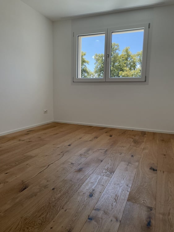 1.5 Zimmer-Wohnung, OG, 76 m2 Netto-Wohnfläche, 15 m2 Balkon. 7