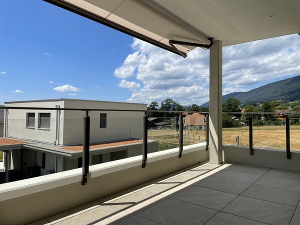 1.5 Zimmer-Wohnung, OG, 76 m2 Netto-Wohnfläche, 15 m2 Balkon. 4