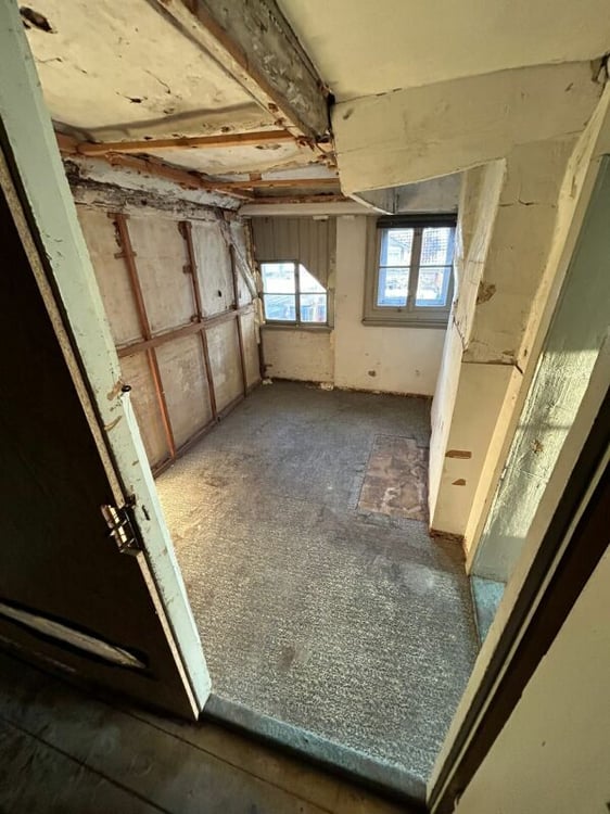 Gewerbe/Lager/Atelier zu vermieten 2