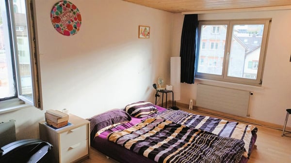 Helle und schöne 3.5 Zi-Whg. mit Balkon zu vermieten 3