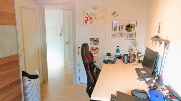 Helle und schöne 3.5 Zi-Whg. mit Balkon zu vermieten 4