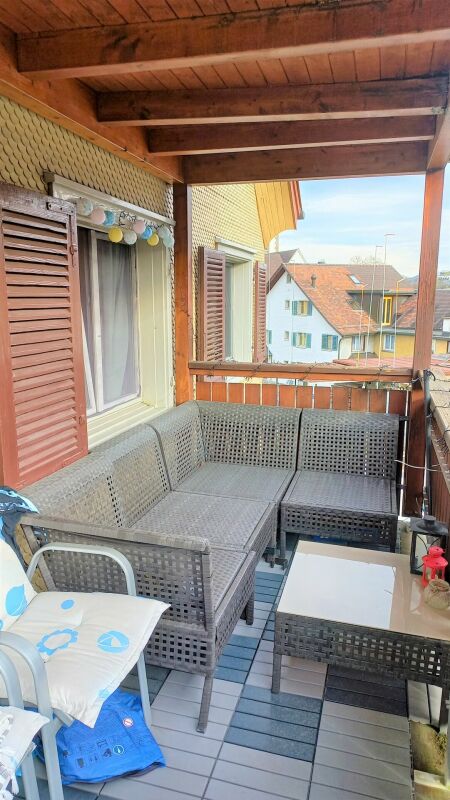 Appartement lumineux et beau 3.5 pièces avec balcon à louer