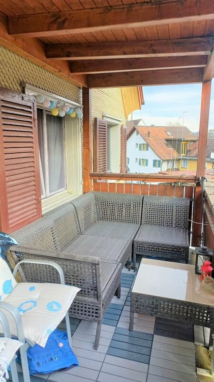 Helle und schöne 3.5 Zi-Whg. mit Balkon zu vermieten 8