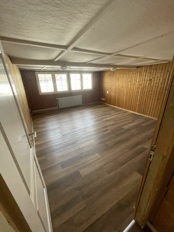 Haus inkl. Pub/Bar zu vermieten 15