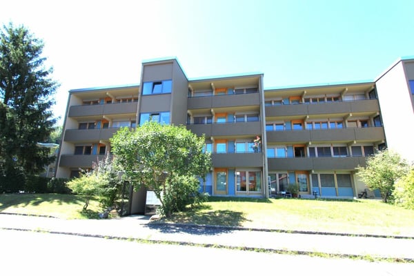 Schöne 1.5Zi-Wohnung mit Balkon zu vermieten 1