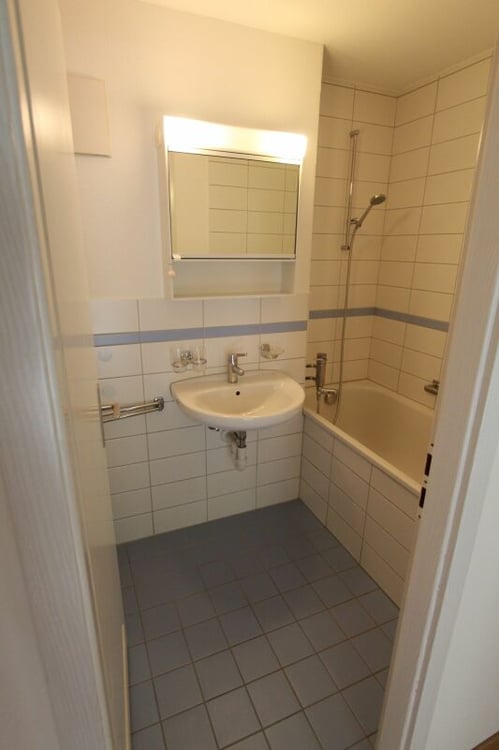 Schöne 1.5Zi-Wohnung mit Balkon zu vermieten 7