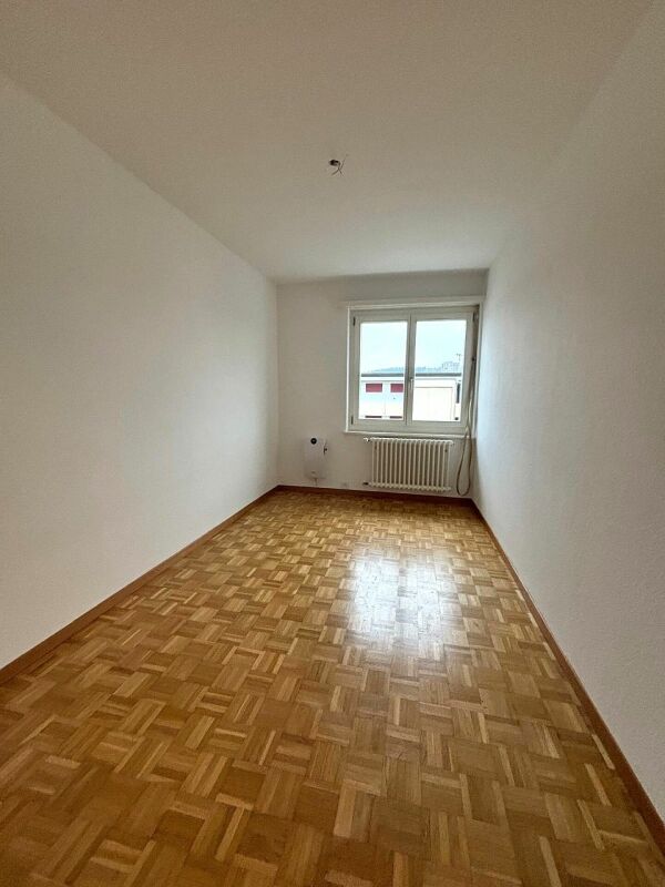 Helle 3.0 Zi-Wohnung zu vermieten