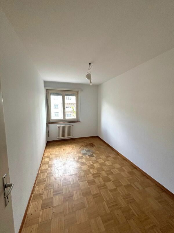 Helle 4.0 Zi. Wohnung zu vermieten
