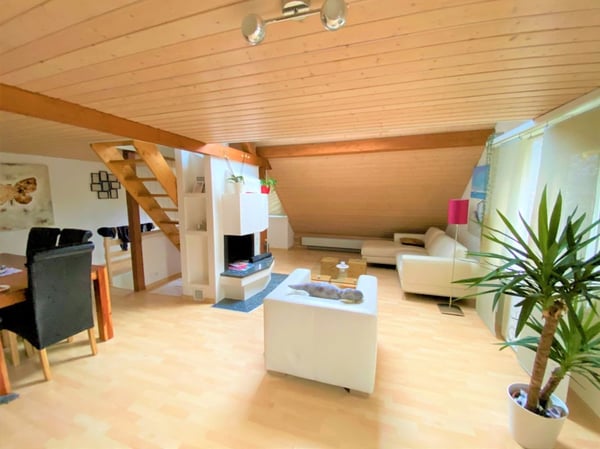 Grosse 4.0-Zimmer Wohnung 1