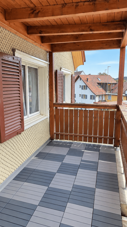 Helle und schöne 3.5 Zi-Whg. mit Balkon zu vermieten 8