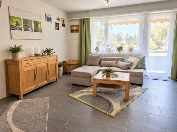 Helle 3.5Zi-Wohnung mit Balkon 1