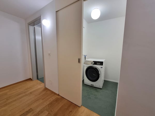 moderne Duplexdachwohnung auf 108 m² mit Sicht auf die Aare 18