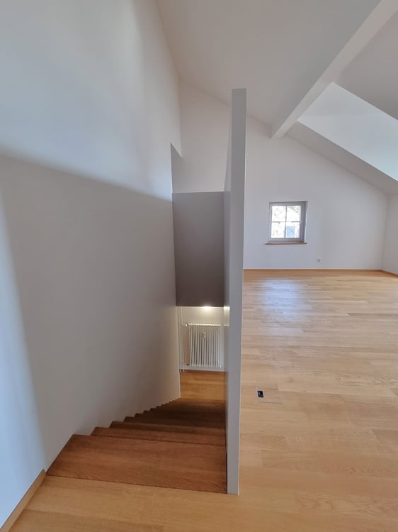 moderne Duplexdachwohnung auf 108 m² mit Sicht auf die Aare 11