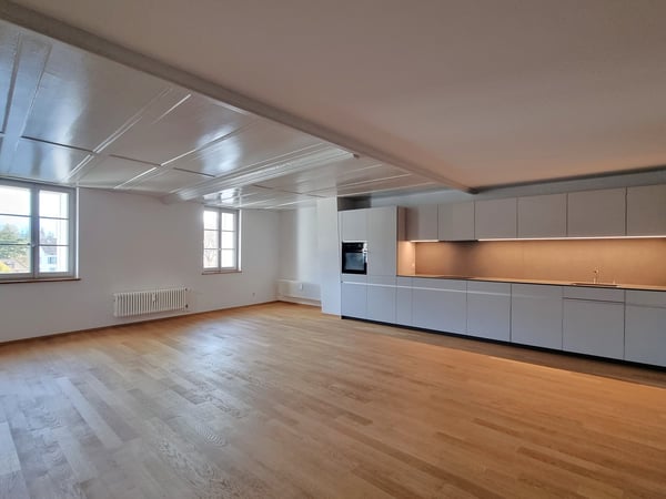 moderne Duplexdachwohnung auf 108 m² mit Sicht auf die Aare 13