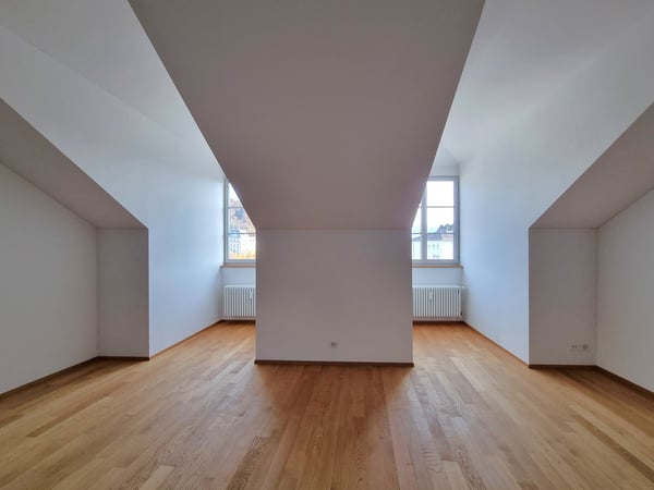 moderne Duplexdachwohnung auf 108 m² mit Sicht auf die Aare 3