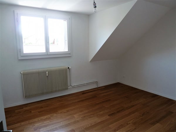 Dachwohnung mit Charme in Köniz 10