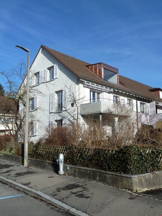 sonnige 2.5-Zimmerwohnung mit Loggia nähe Elfenau 11