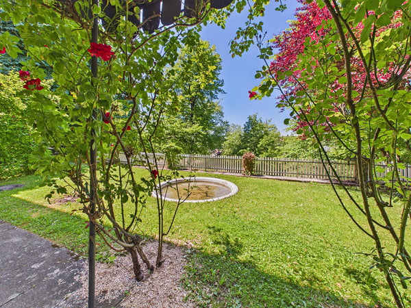 Frisch sanierte 2.5-Zimmerwohnung mit Gartenidylle im Obstberg 4