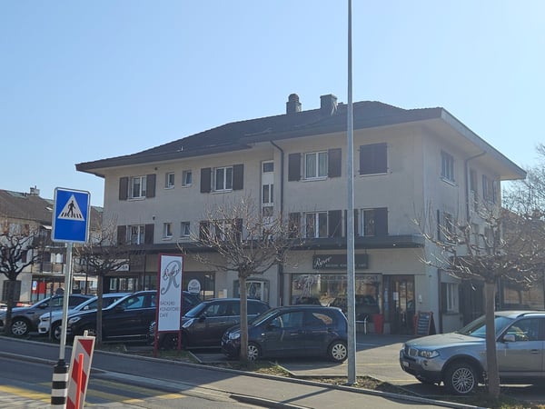 Geräumige 3.5-Zimmerwohnung in Hünibach 13