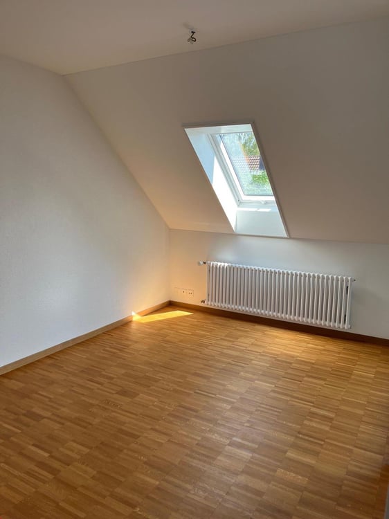 sonnige 2.5-Zimmerwohnung mit Loggia nähe Elfenau 4
