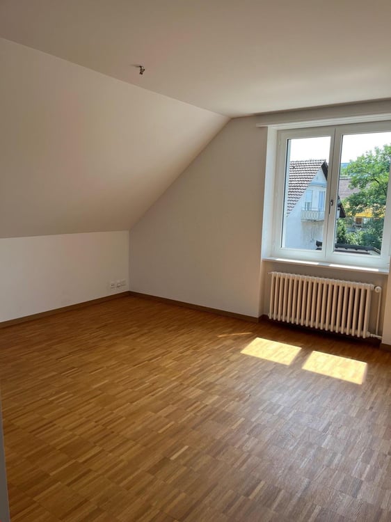 sonnige 2.5-Zimmerwohnung mit Loggia nähe Elfenau 5