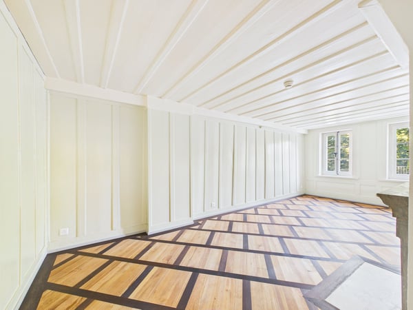 Charmante 4-Zimmer-Wohnung an der Postgasse in Bern – sofort verfügbar! 2
