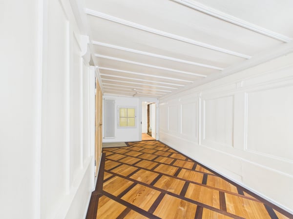 Charmante 4-Zimmer-Wohnung an der Postgasse in Bern – sofort verfügbar! 12