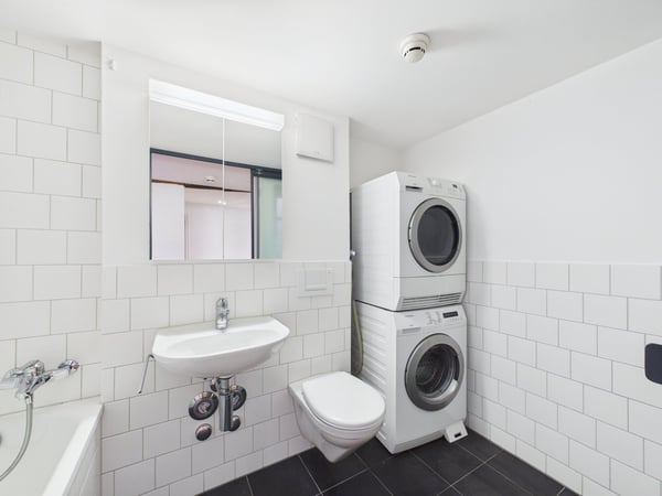 Charmante 4-Zimmer-Wohnung an der Postgasse in Bern – sofort verfügbar! 15