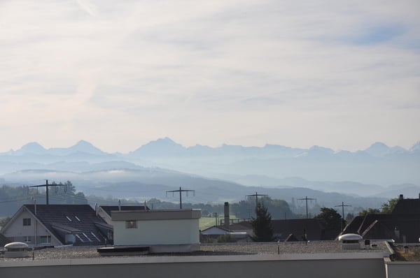 3.5-Zimmer-Attikawohnung mit wunderschönem Bergpanorama 2