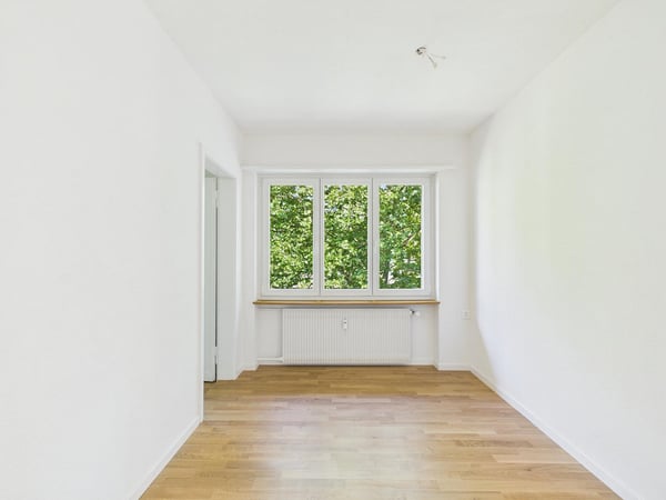 frisch sanierte & helle 4.5-Zimmerwohnung an zentraler Lage 17