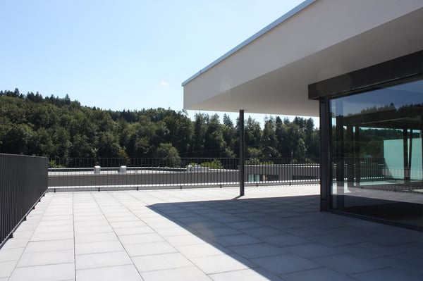 moderne 2.5-Zimmer-Attikawohnung in Herrenschwanden 5
