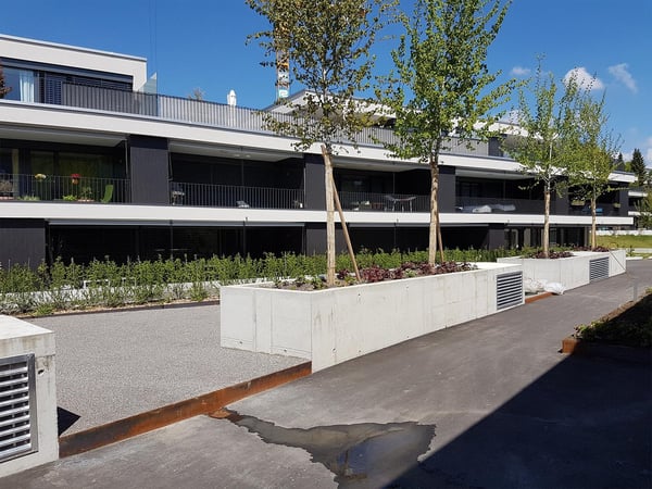 moderne 2.5-Zimmer-Attikawohnung in Herrenschwanden 11