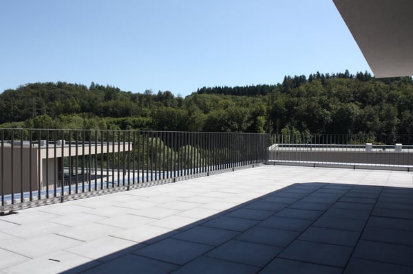 moderne 2.5-Zimmer-Attikawohnung in Herrenschwanden 7