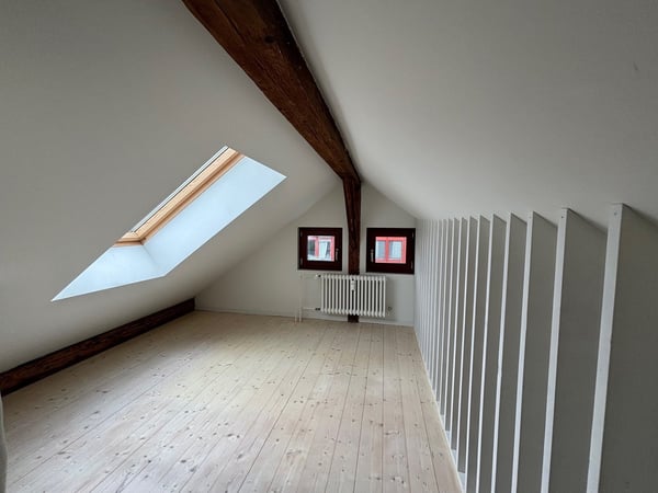 Moderne 2.5-Zimmergaleriewohnung im Monbijou- / Weissenbühlquartier 6