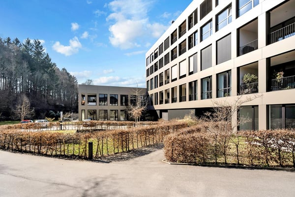 moderne 1-Zimmer-Loftwohnung in der Nähe des Westside 14
