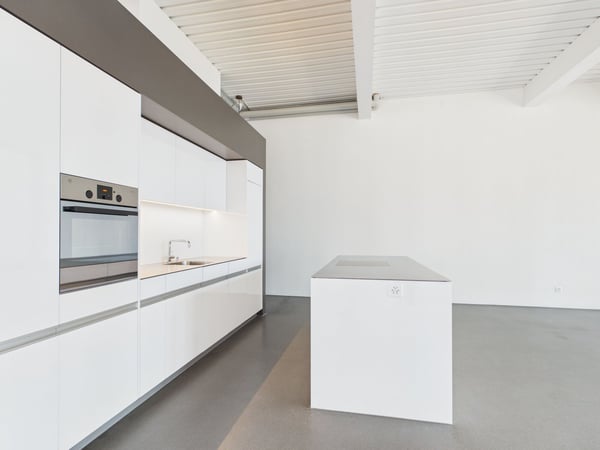 moderne 1-Zimmer-Loftwohnung in der Nähe des Westside 3