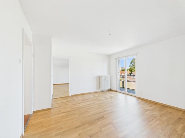 helle 2-Zimmerdachwohnung an zentraler Lage in Bern Bümpliz 5